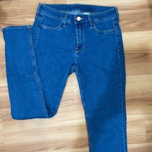 H&M skinny jeans size 28